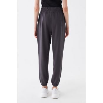 Pantaloni de trening din amestec de bumbac cu buzunare laterale