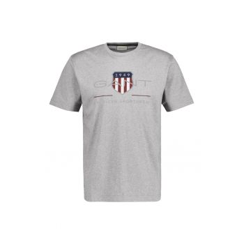 Tricou cu decolteu la baza gatului si imprimeu logo Archive Shield