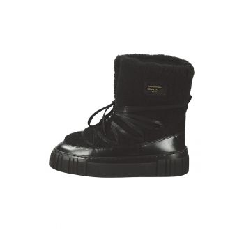 Ghete de piele cu insertii din material teddy
