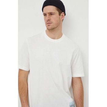 Armani Exchange tricou din bumbac barbati, culoarea bej, cu imprimeu ieftin