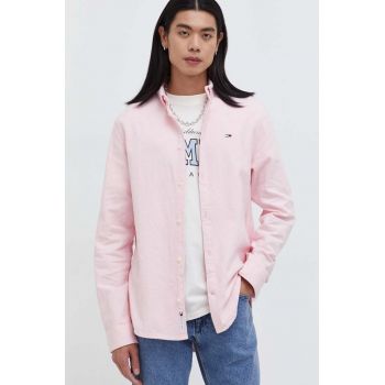 Tommy Jeans cămașă din bumbac bărbați, culoarea roz, cu guler button-down, regular DM0DM18329 ieftina