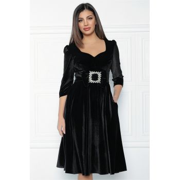 Rochie MBG neagra din catifea cu funda si catarama in talie la reducere