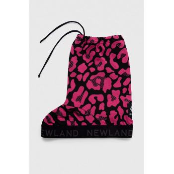 Newland huse pentru cizme de zăpadă Vania culoarea roz la reducere