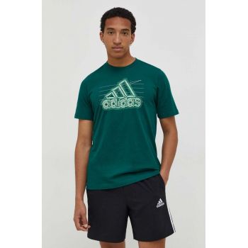 adidas tricou din bumbac bărbați, culoarea verde, cu imprimeu IN6262 ieftin