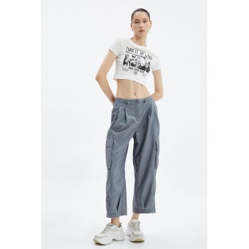 Pantaloni cargo crop