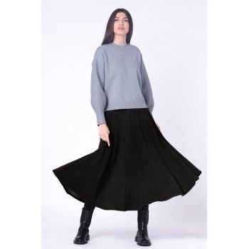 Fusta lunga in clini, din lana neagra