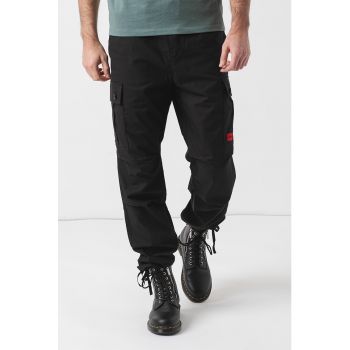 Pantaloni cargo cu snur