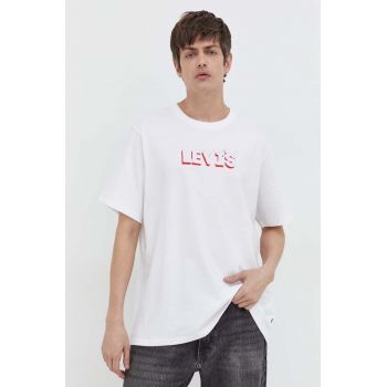 Levi's tricou din bumbac barbati, culoarea alb, cu imprimeu ieftin