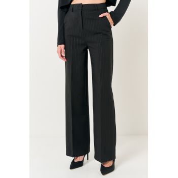 Pantaloni ampli eleganti