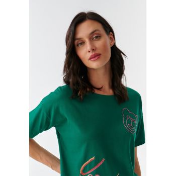 Tricou cu detalii brodate