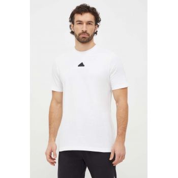 adidas tricou din bumbac bărbați, culoarea alb, cu imprimeu IS2854 de firma original