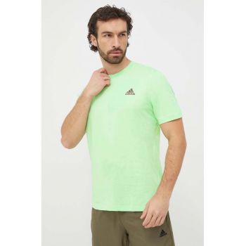 adidas tricou din bumbac bărbați, culoarea verde, uni IS1315 ieftin