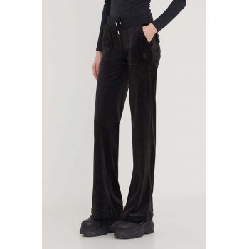 Juicy Couture pantaloni de trening din velur culoarea negru, neted