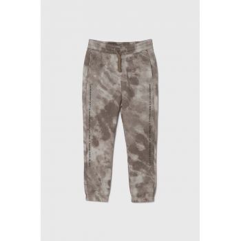 Abercrombie & Fitch pantaloni de trening pentru copii culoarea bej, modelator