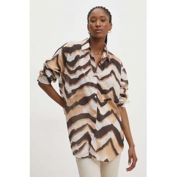 Answear Lab camasa din bumbac femei, culoarea maro, cu guler clasic, relaxed de firma originala