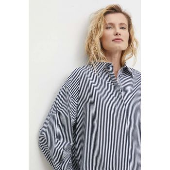 Answear Lab camasa din bumbac femei, culoarea albastru marin, cu guler clasic, relaxed de firma originala