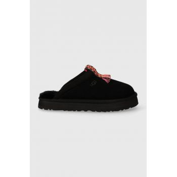 UGG papuci din piele intoarsa pentru copii TAZZLE culoarea negru de firma originali
