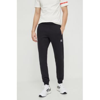 adidas Originals pantaloni de trening Trefoil Essentials culoarea negru, uni, IR7798