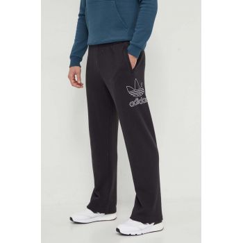 adidas Originals pantaloni de trening din bumbac culoarea negru, cu imprimeu IR7984 ieftini