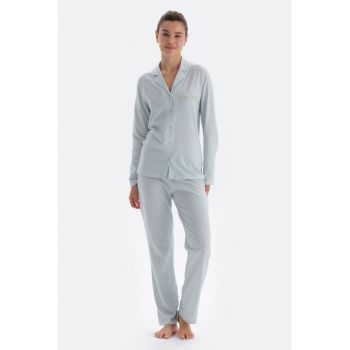 Pijama de bumbac cu pantaloni lungi si dungi la reducere