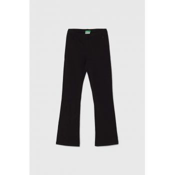 United Colors of Benetton pantaloni copii culoarea negru, neted