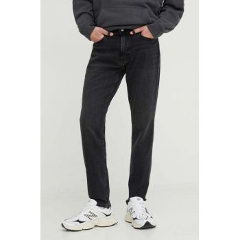 Abercrombie & Fitch jeansi Athletic barbati, culoarea negru ieftini