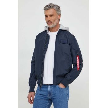 Alpha Industries geaca MA-1 TT Hood barbati, culoarea albastru marin, de tranzitie ieftina