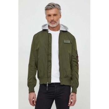 Alpha Industries geaca MA-1 TT Hood barbati, culoarea verde, de tranzitie