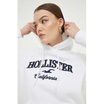Hollister Co. bluza femei, culoarea alb, cu glugă, cu imprimeu de firma original