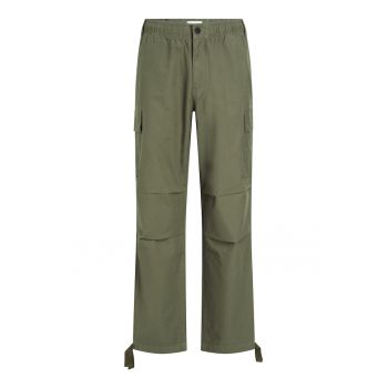 Pantaloni cargo din bumbac la reducere