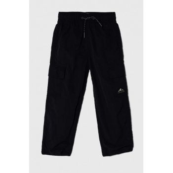 Abercrombie & Fitch pantaloni copii culoarea negru, cu imprimeu