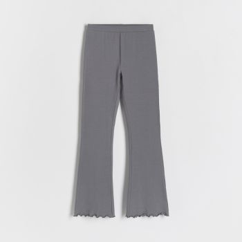 Reserved - Pantaloni flare, cu conținut ridicat de bumbac - Gri