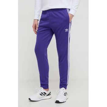 adidas Originals pantaloni de trening culoarea violet, cu imprimeu IR9877 ieftini