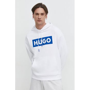 HUGO Blue bluză bărbați, culoarea alb, cu glugă, imprimeu 50522370