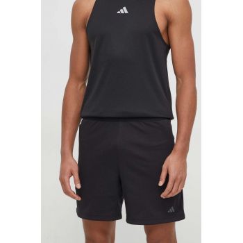 adidas Performance pantaloni scurți de antrenament culoarea negru IL7145