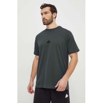 adidas tricou Z.N.E bărbați, culoarea verde, cu imprimeu IS8358 ieftin