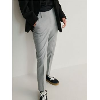 Reserved - Pantaloni țigaretă cu adaos de viscoză - gri deschis