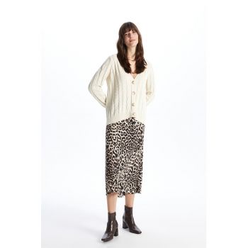 Cardigan cu model torsade si decolteu in V