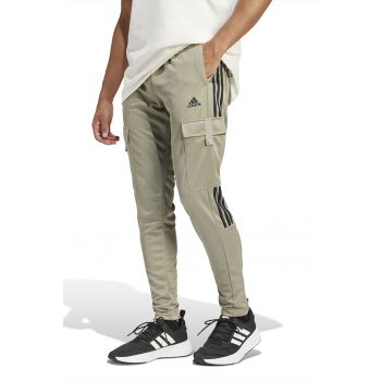 Pantaloni sport cargo Tiro la reducere