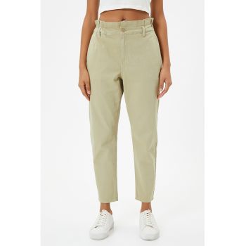 Pantaloni crop conici