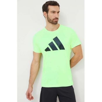 adidas Performance tricou de alergare Run It culoarea verde, cu imprimeu IN0078 ieftin