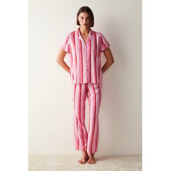 Pijama in dungi cu nasturi la reducere