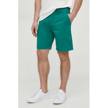 Pepe Jeans pantaloni scurti barbati, culoarea verde ieftini