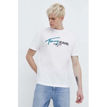Tommy Jeans tricou din bumbac barbati, culoarea alb, cu imprimeu