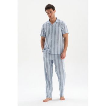Pantaloni de pijama cu model in dungi la reducere