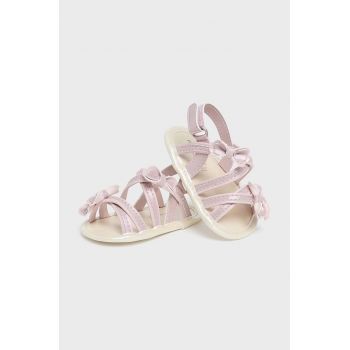 Mayoral Newborn pantofi pentru bebelusi culoarea bej de firma original