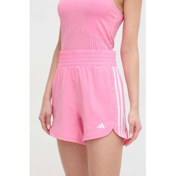 adidas Performance pantaloni scurți de antrenament Pacer culoarea roz, cu imprimeu, medium waist IT7761