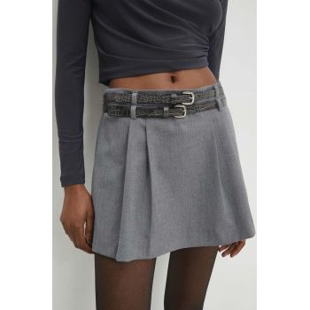 Answear Lab pantaloni scurti femei, culoarea gri, neted, high waist la reducere