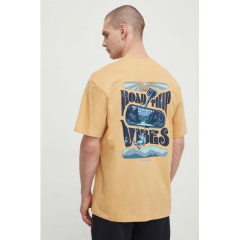 Columbia tricou din bumbac Black Butte bărbați, culoarea galben, cu imprimeu 2071701 ieftin