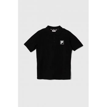 Fila tricouri polo din bumbac pentru copii BLEKENDORF culoarea negru, cu imprimeu ieftin